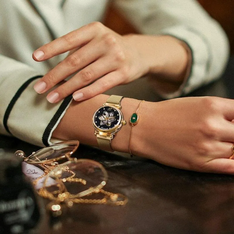 Aanzicht 2 — Steampunk horloge voor dames – goudkleurig