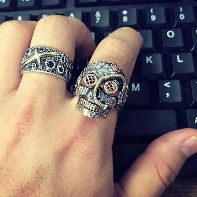 Aanzicht 2 — Steampunk ring – schedel