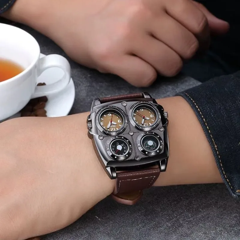Aanzicht 9 — Steampunk horloge – postapocalyptische stijl