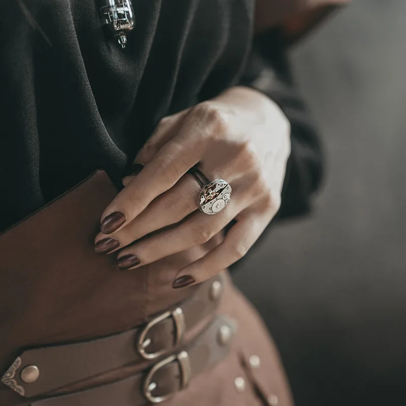 Aanzicht 3 — Steampunk ring – mechanisch
