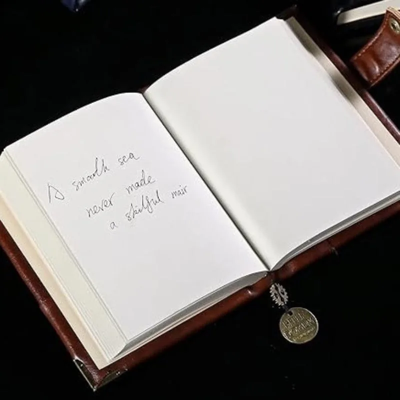 Aanzicht 3 — Steampunk notitieboek – model 2