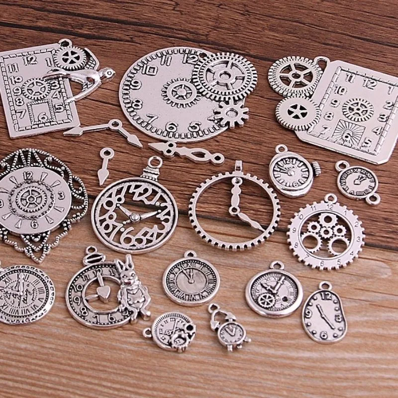 Aanzicht 7 — Steampunk sieradenhanger