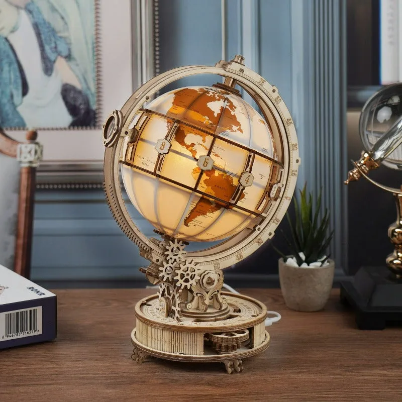 Aanzicht 2 — Modelbouwpakket – hout wereldbol