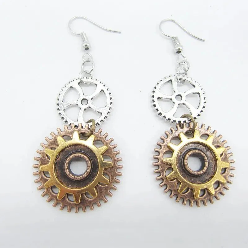 Aanzicht 43 — Steampunk oorbellen – hangend