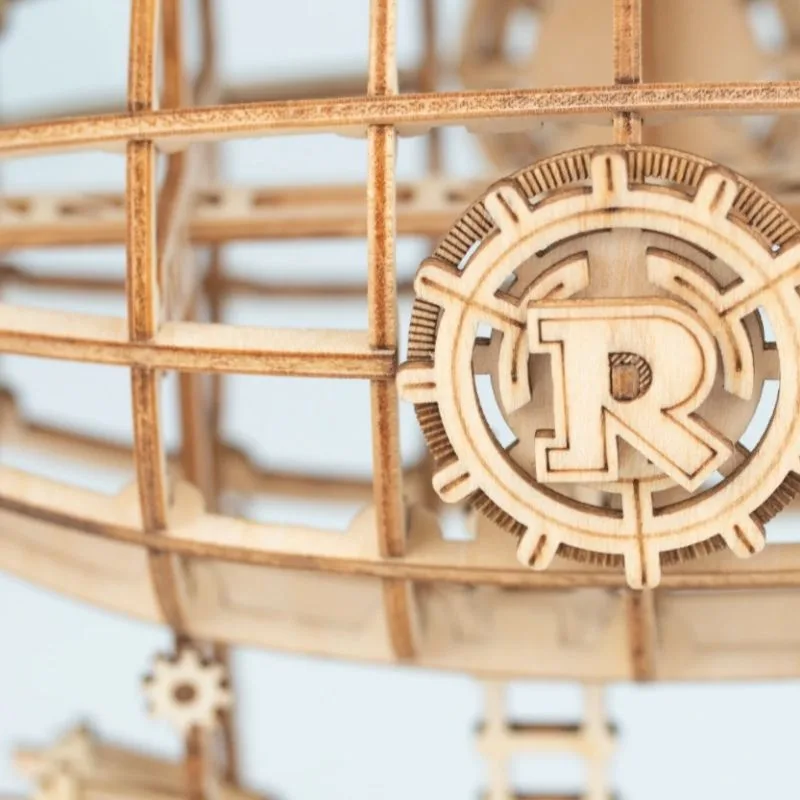 Aanzicht 4 — Steampunk modelbouwpakket – luchtschip Zeppelin