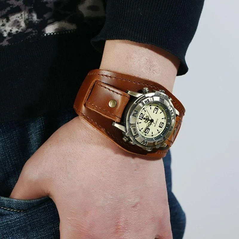 Aanzicht 2 — Steampunk polshorloge voor heren