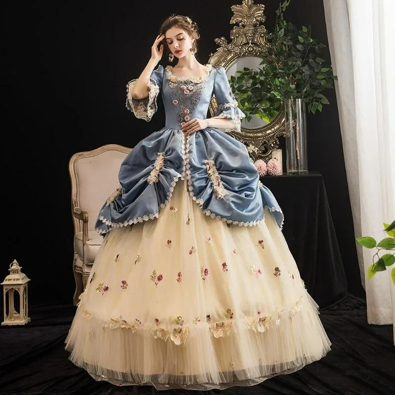 Aanzicht 2 — Jurk – Victoriaans renaissance