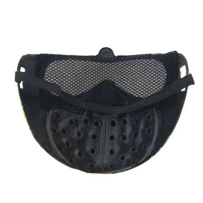 Aanzicht 7 — Masker – punk
