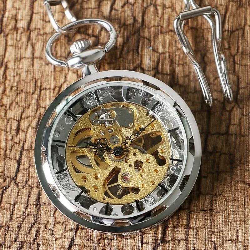 Aanzicht 4 — Zakhorloge – met zichtbaar uurwerk