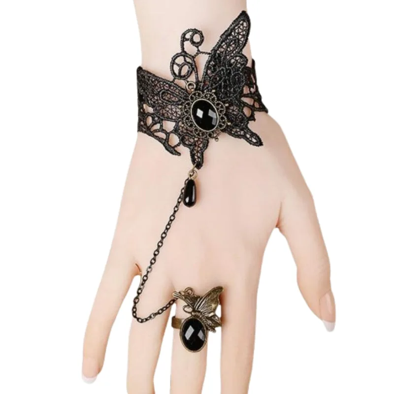 Handkettinkje met ring – gothic