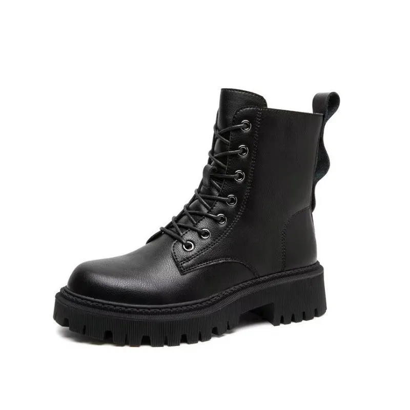 Enkellaarzen voor dames – militaire stijl