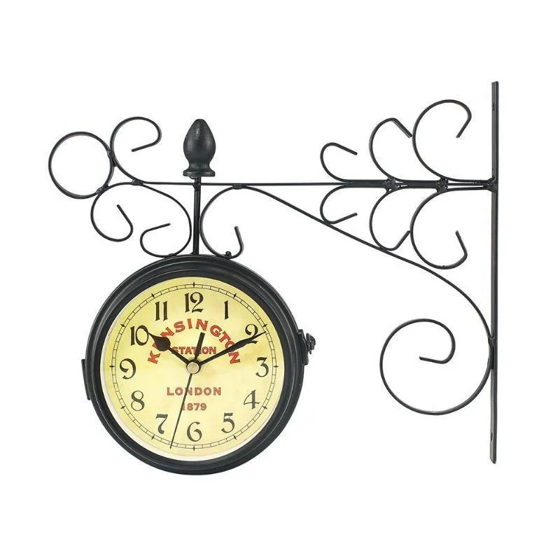 Steampunk horloge – retro stationsstijl