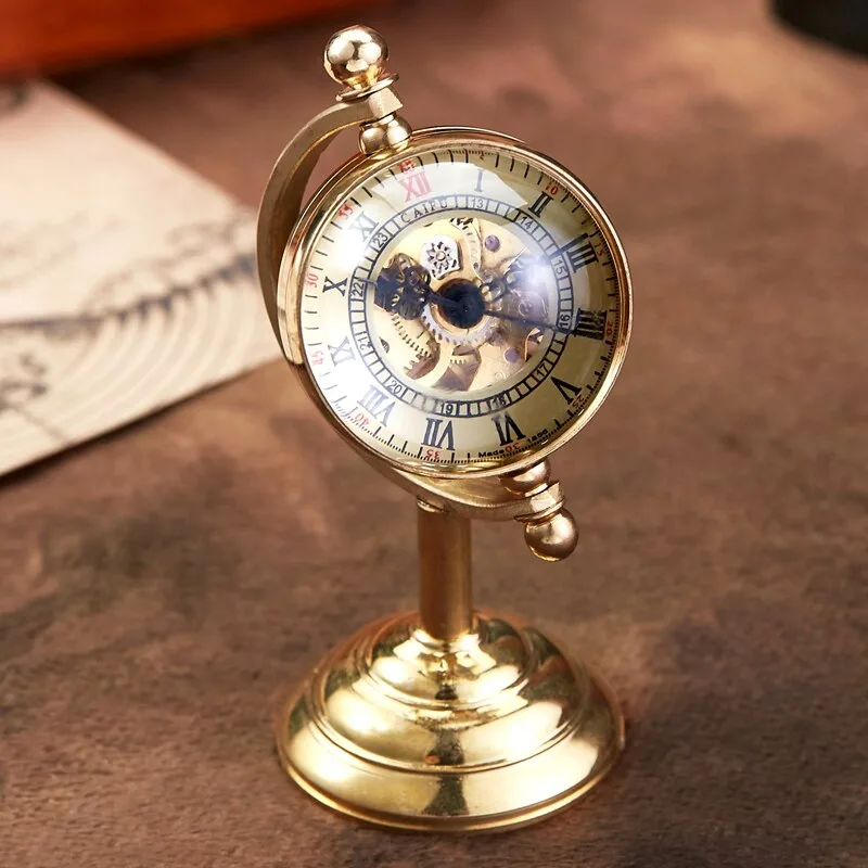 Aanzicht 3 — Steampunk tafelklok – bureau mechanisch
