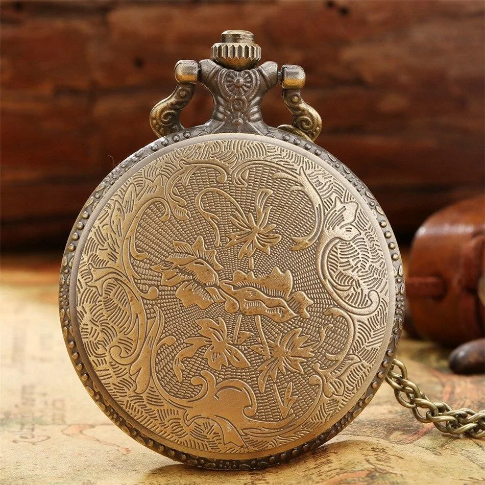 Aanzicht 5 — Steampunk zakhorloge – uilen