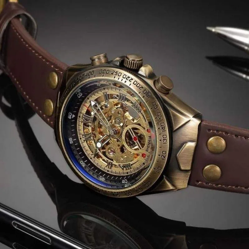 Aanzicht 6 — Steampunk horloge – skelet