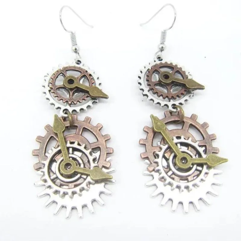Aanzicht 34 — Steampunk oorbellen – hangend