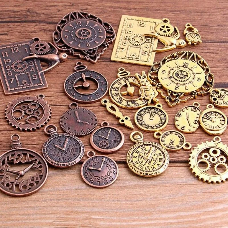 Aanzicht 2 — Steampunk sieradenhanger