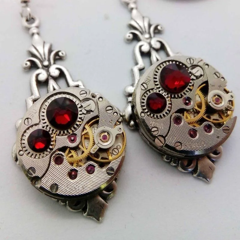 Aanzicht 2 — Steampunk oorbellen voor dames