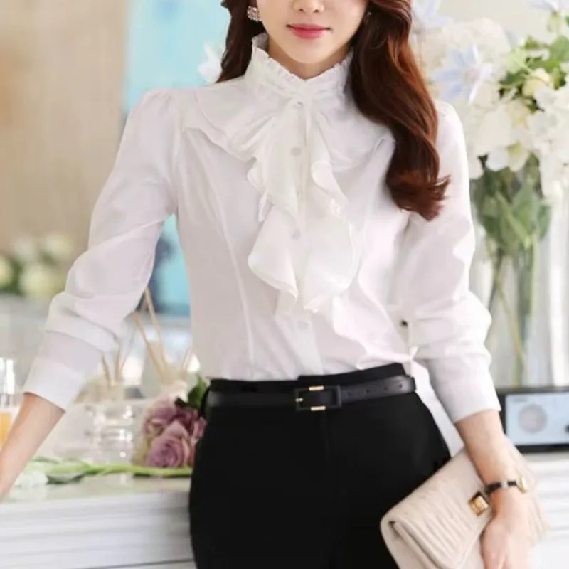 Aanzicht 2 — Blouse – wit Victoriaans met Jabot