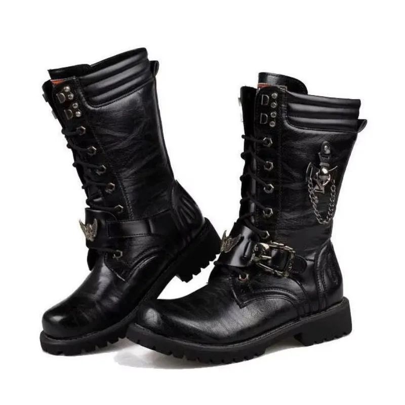 Aanzicht 5 — Steampunk laars – gothic schedel