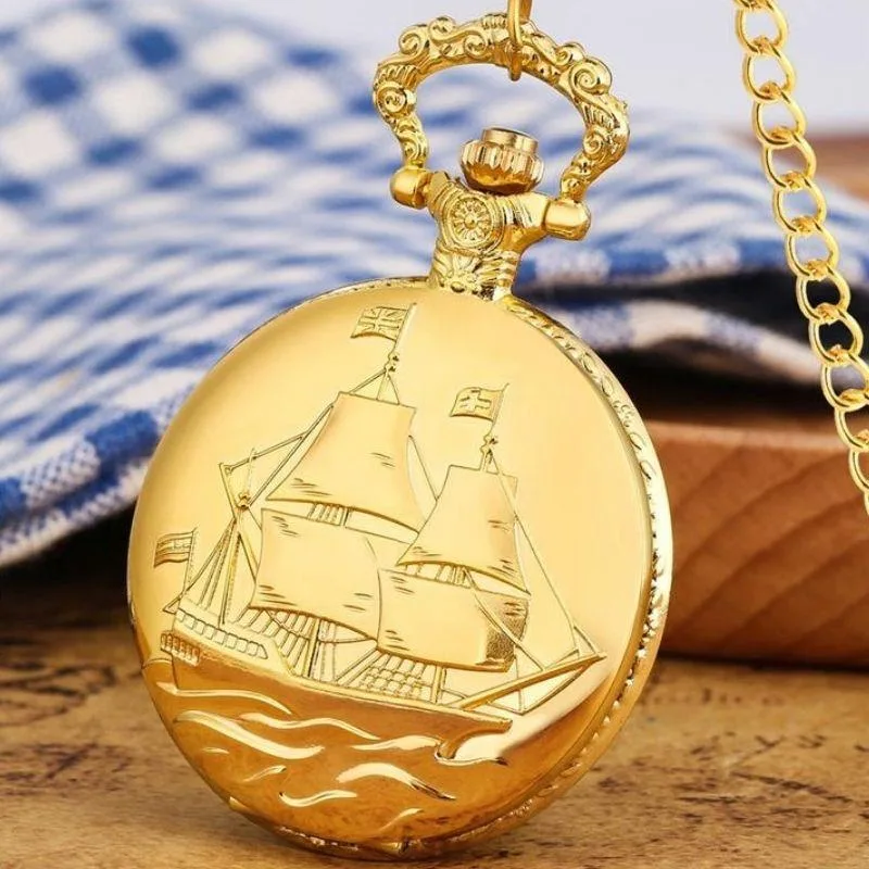 Aanzicht 2 — Steampunk zakhorloge – schip