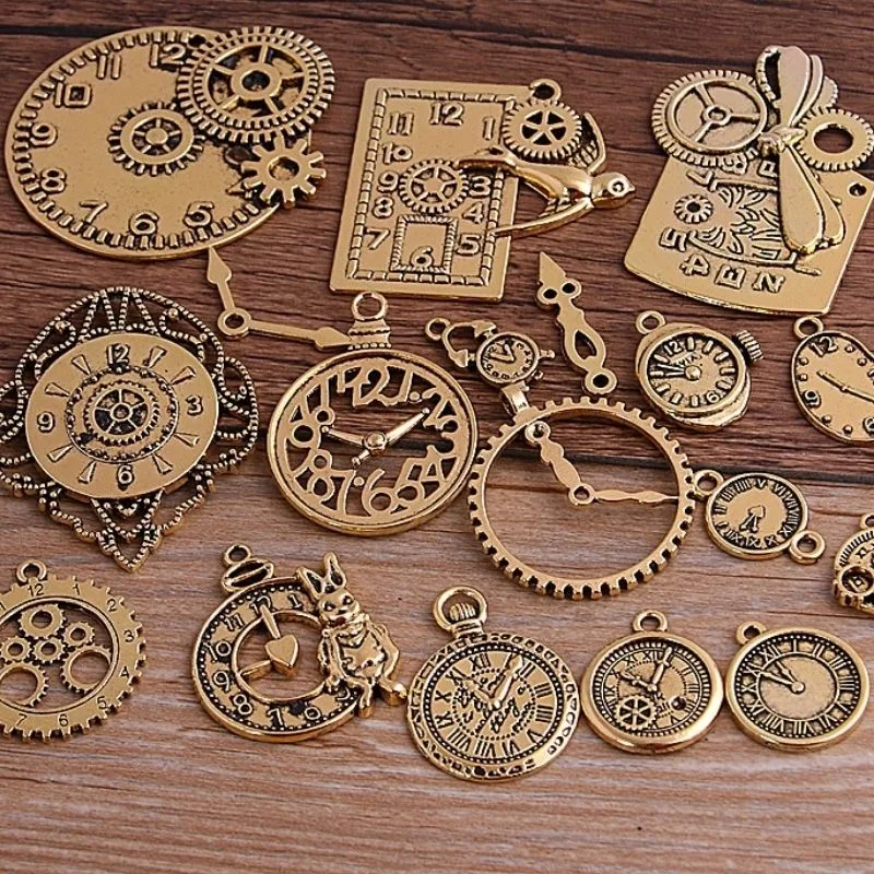 Aanzicht 9 — Steampunk sieradenhanger