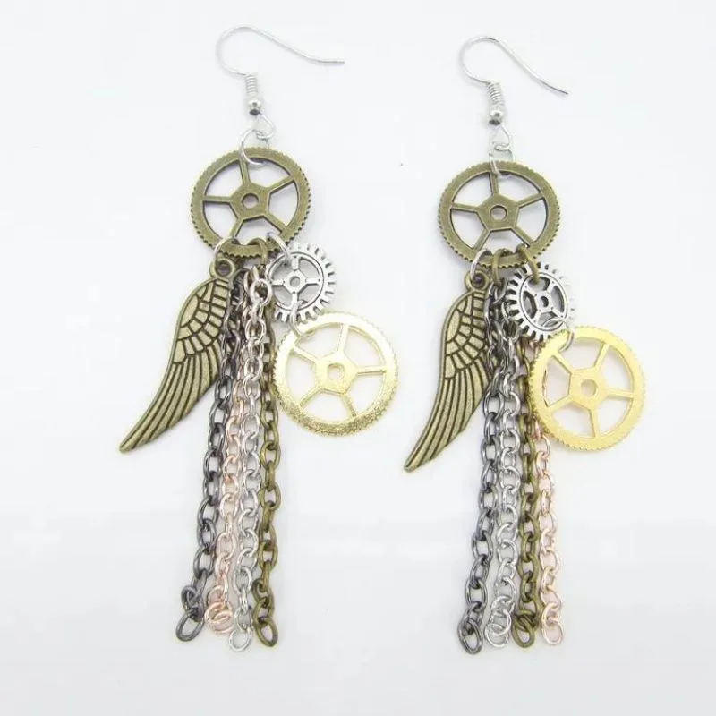 Steampunk oorbellen – hangend Steampunk oorbellen – hangend