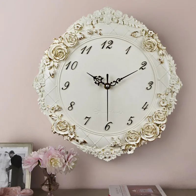 Aanzicht 4 — Horloge – vintage wit