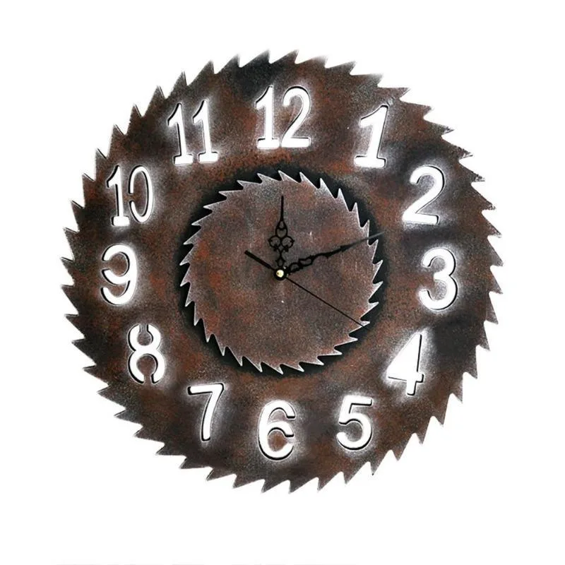 Horloge – industrieel zaagvorm